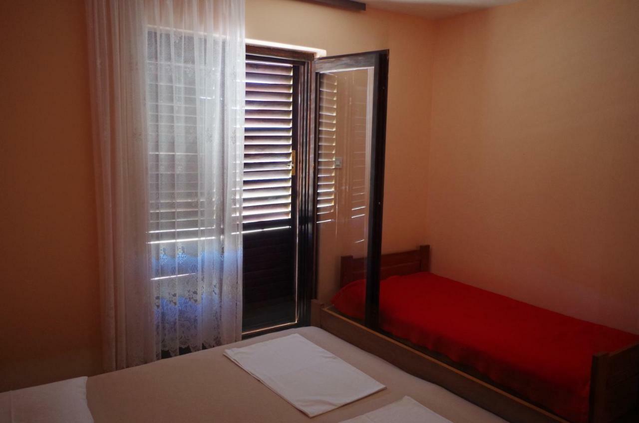 Apartment Lukovo - Puskaric Ngoại thất bức ảnh