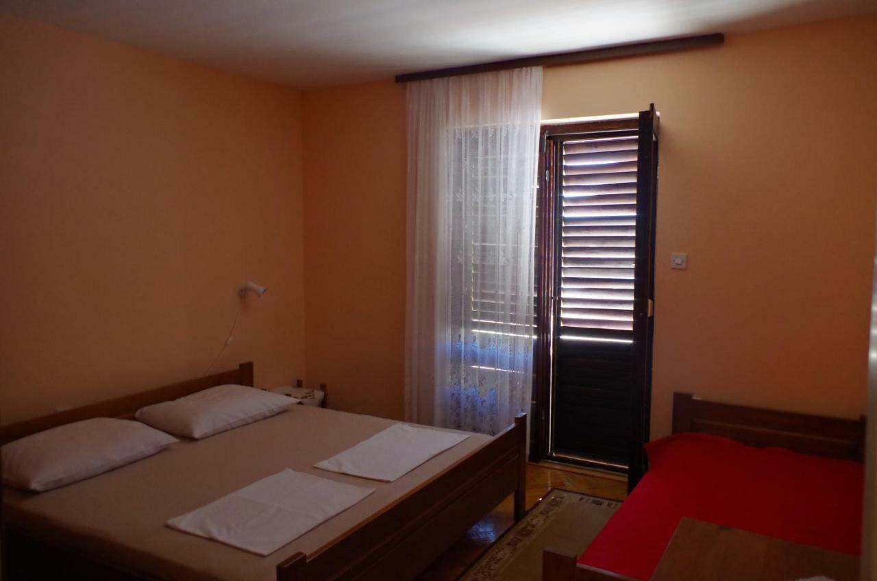 Apartment Lukovo - Puskaric Ngoại thất bức ảnh